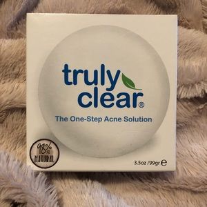 NIB Truly Clear Blemish Bar